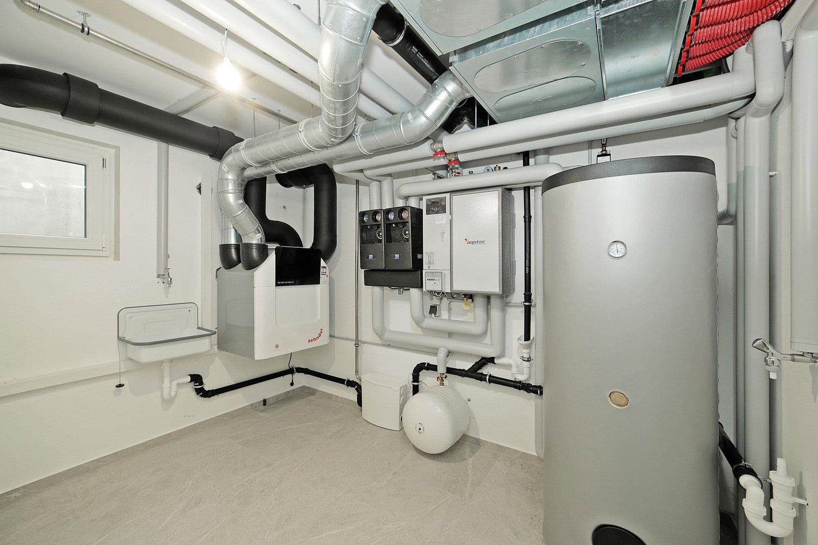 Pronájem domu 164 m², pozemek 602 m², Zimmererweg 3, Bergkirchen, Bavorsko Pronájem domu 164 m², pozemek 602 m², Zimmererweg 3, Bergkirchen, Bavorsko