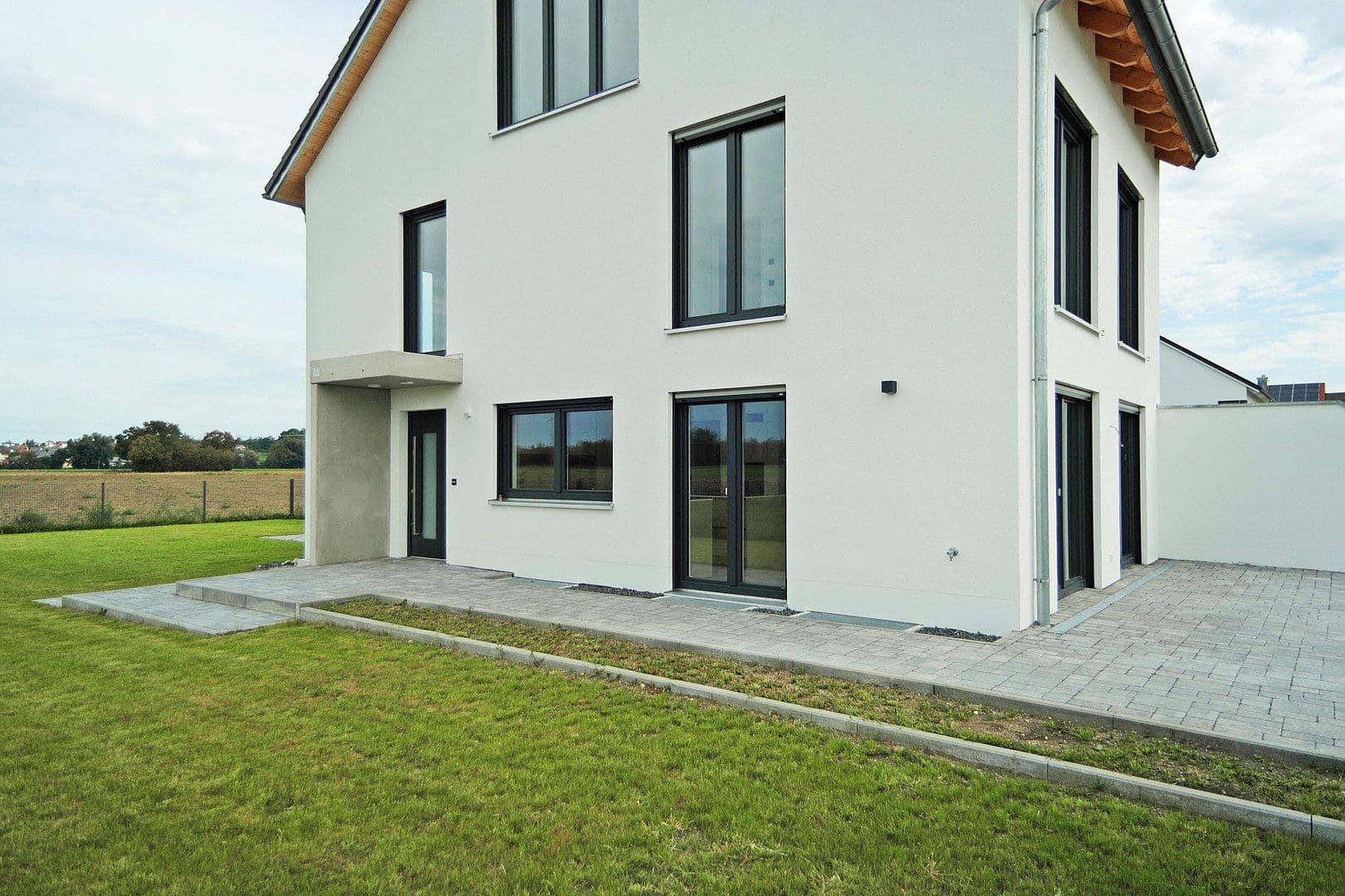 Pronájem domu 164 m², pozemek 602 m², Zimmererweg 3, Bergkirchen, Bavorsko Pronájem domu 164 m², pozemek 602 m², Zimmererweg 3, Bergkirchen, Bavorsko