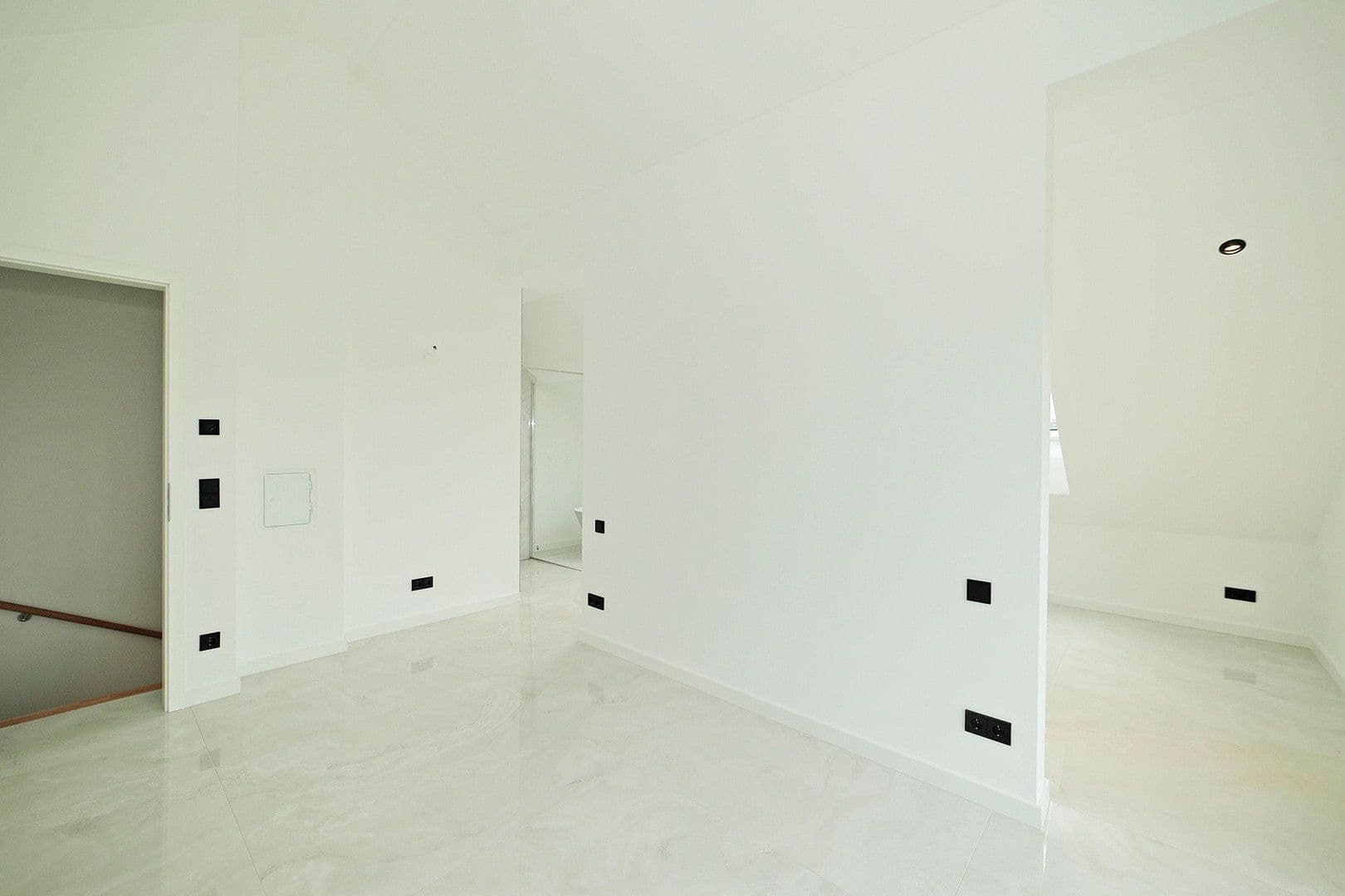Pronájem domu 164 m², pozemek 602 m², Zimmererweg 3, Bergkirchen, Bavorsko Pronájem domu 164 m², pozemek 602 m², Zimmererweg 3, Bergkirchen, Bavorsko