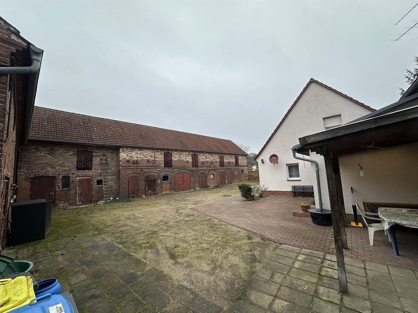 Prodej domu 150 m², pozemek 3.265 m², Kasel-Golzig, Braniborsko Prodej domu 150 m², pozemek 3.265 m², Kasel-Golzig, Braniborsko