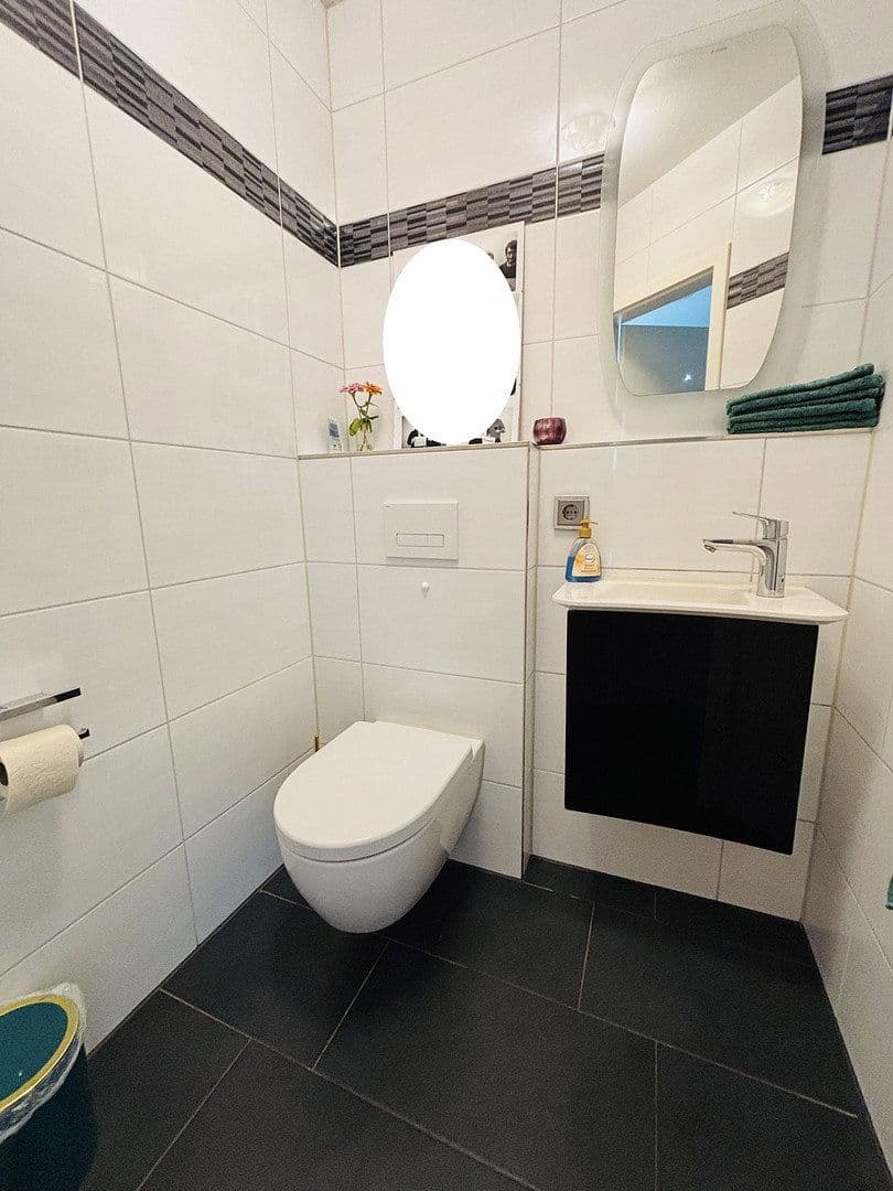 Prodej domu 144 m², pozemek 191 m², Offenbach am Main, Hessen Prodej domu 144 m², pozemek 191 m², Offenbach am Main, Hessen