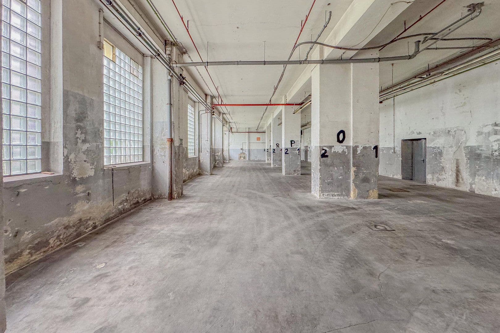 Pronájem nebytového prostoru 460 m², Stockumer Straße 28, Witten, Severní Porýní-Vestfálsko Pronájem nebytového prostoru 460 m², Stockumer Straße 28, Witten, Severní Porýní-Vestfálsko