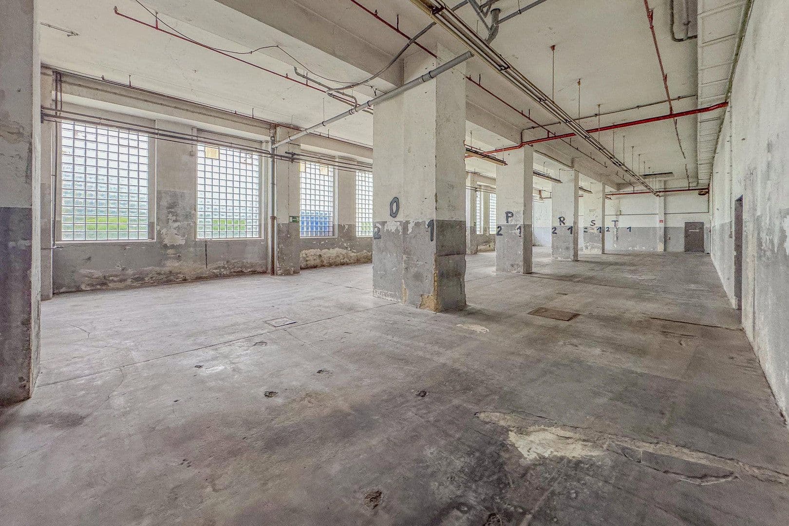 Pronájem nebytového prostoru 460 m², Stockumer Straße 28, Witten, Severní Porýní-Vestfálsko Pronájem nebytového prostoru 460 m², Stockumer Straße 28, Witten, Severní Porýní-Vestfálsko