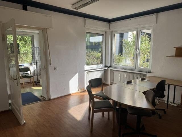 Prodej domu 320 m², pozemek 679 m², Essen, Severní Porýní-Vestfálsko Prodej domu 320 m², pozemek 679 m², Essen, Severní Porýní-Vestfálsko