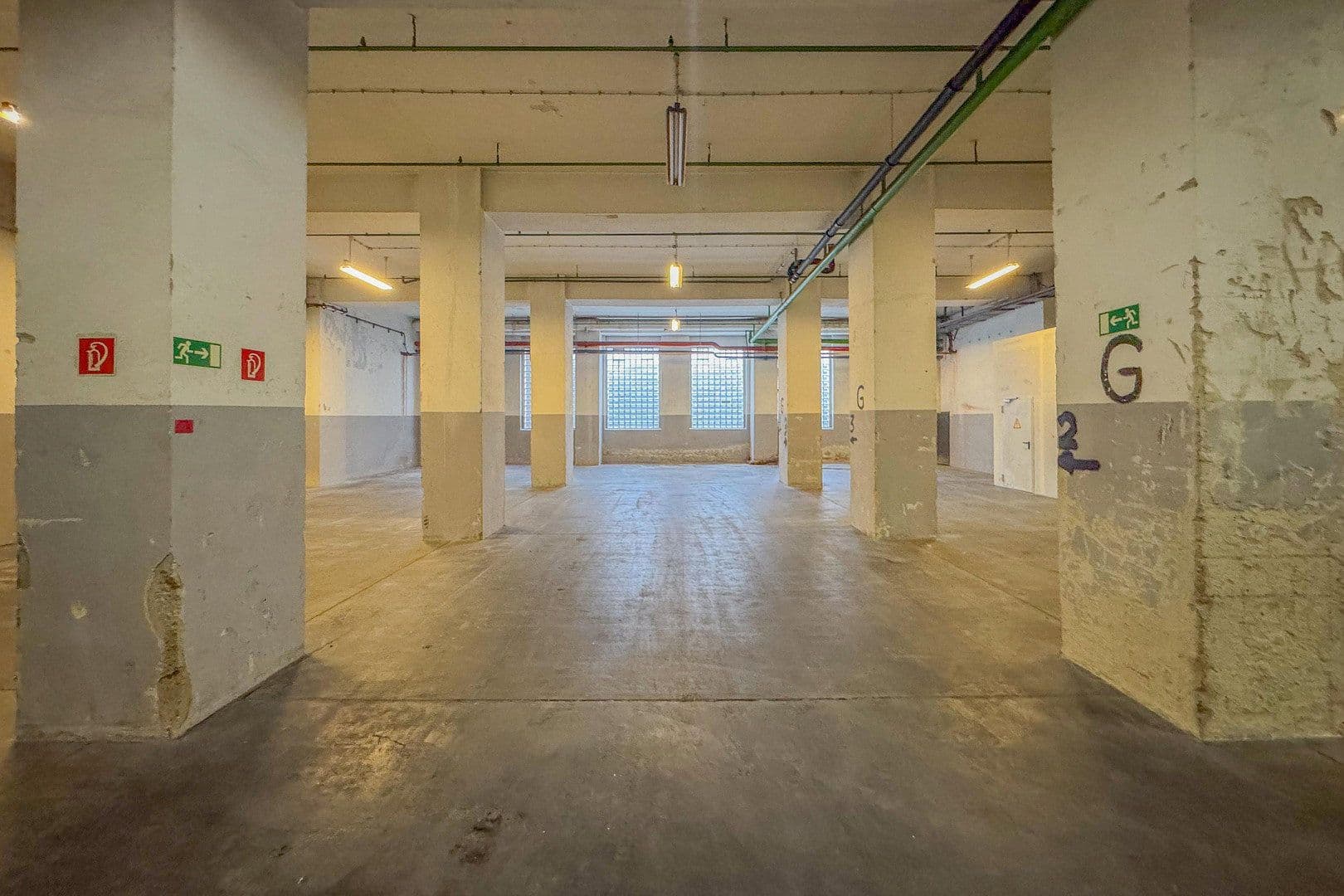 Pronájem nebytového prostoru 130 m², Stockumer Straße 28, Witten, Severní Porýní-Vestfálsko Pronájem nebytového prostoru 130 m², Stockumer Straße 28, Witten, Severní Porýní-Vestfálsko