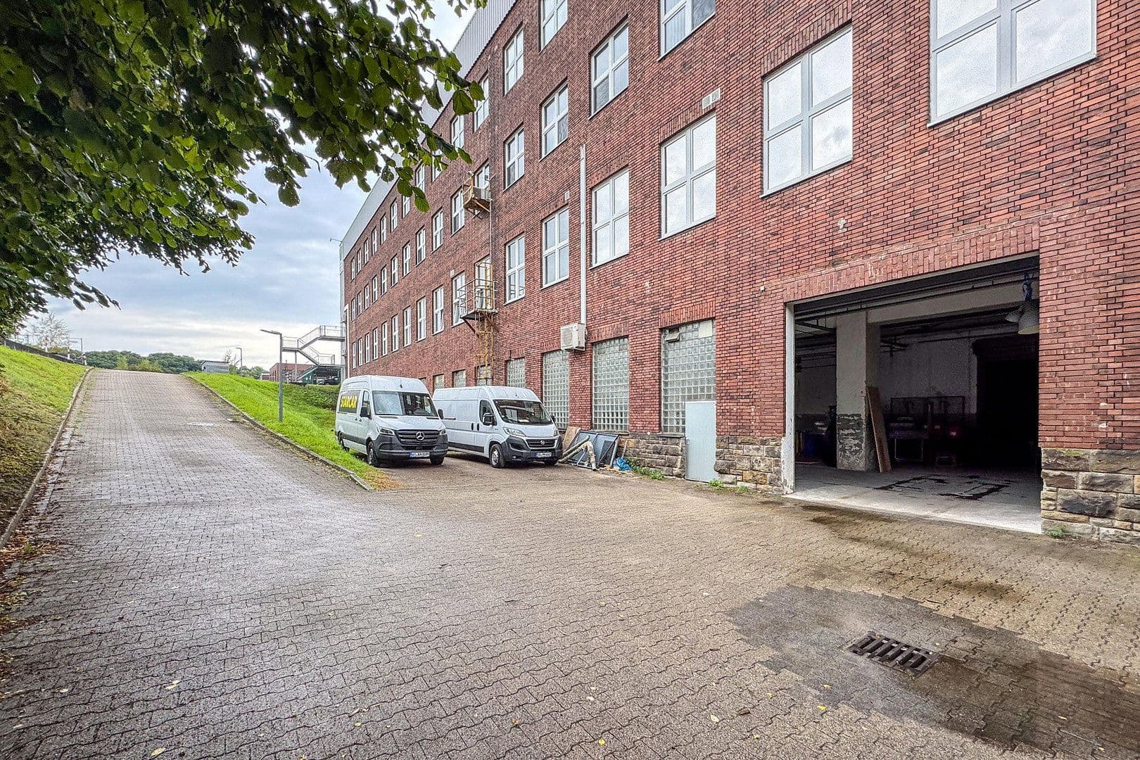 Pronájem nebytového prostoru 130 m², Stockumer Straße 28, Witten, Severní Porýní-Vestfálsko Pronájem nebytového prostoru 130 m², Stockumer Straße 28, Witten, Severní Porýní-Vestfálsko