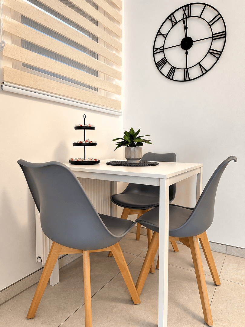 Pronájem bytu 2+1 64 m², Augsburg, Bavorsko Pronájem bytu 2+1 64 m², Augsburg, Bavorsko