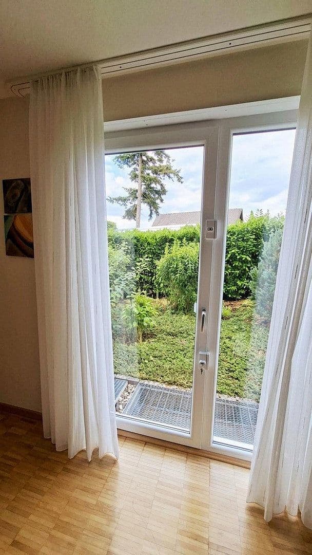 Pronájem bytu 3+1 94 m², Mainz, Porýní-Falc Pronájem bytu 3+1 94 m², Mainz, Porýní-Falc