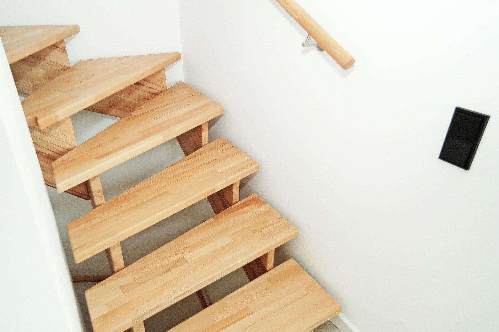 Prodej domu 164 m², pozemek 602 m², Zimmererweg 3, Bergkirchen, Bavorsko Prodej domu 164 m², pozemek 602 m², Zimmererweg 3, Bergkirchen, Bavorsko