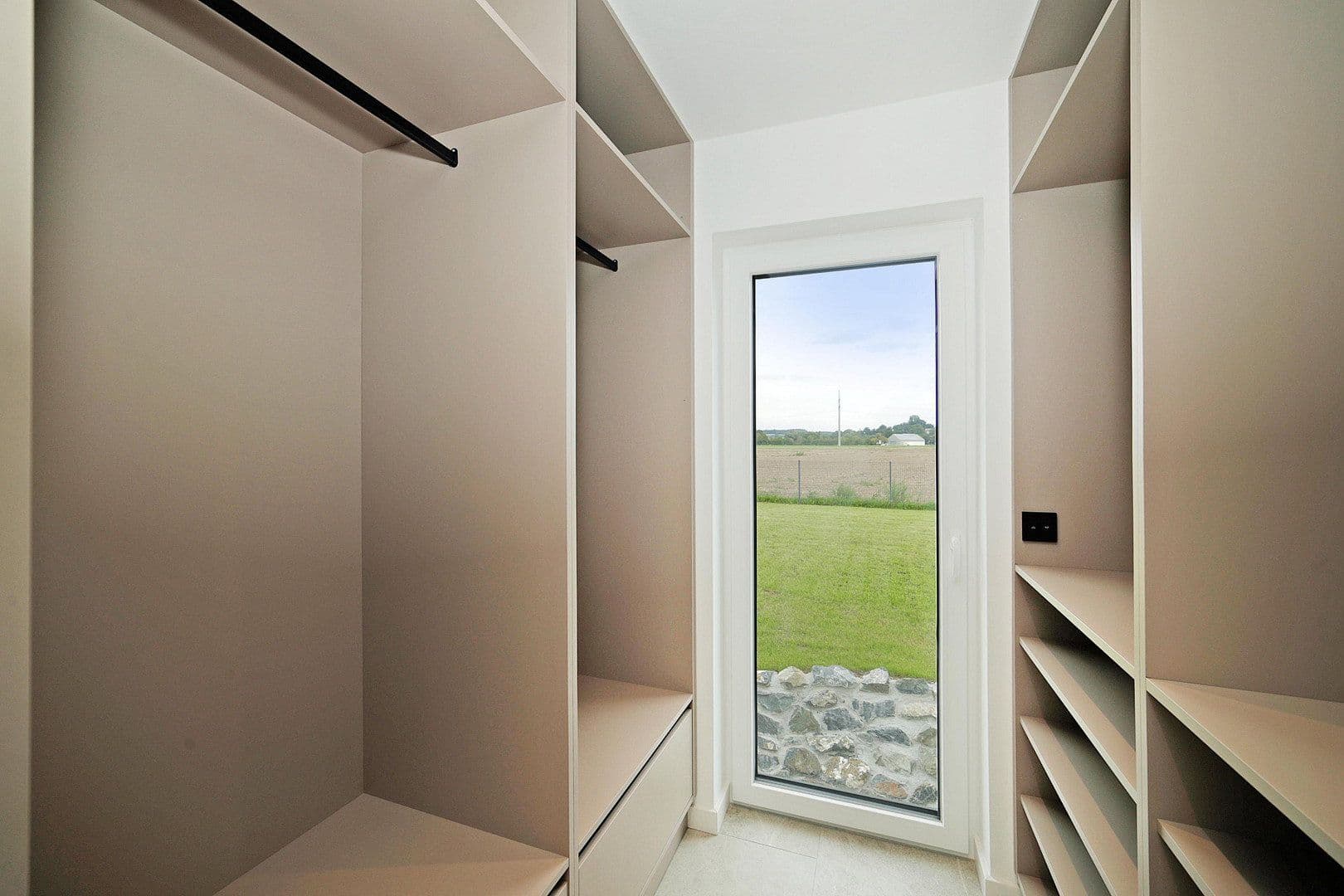 Prodej domu 164 m², pozemek 602 m², Zimmererweg 3, Bergkirchen, Bavorsko Prodej domu 164 m², pozemek 602 m², Zimmererweg 3, Bergkirchen, Bavorsko