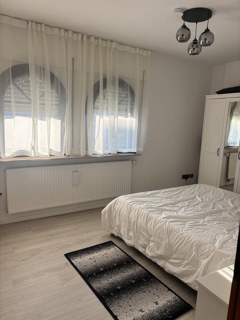 Pronájem domu 170 m², pozemek 460 m², Mühlheim am Main, Hessen Pronájem domu 170 m², pozemek 460 m², Mühlheim am Main, Hessen