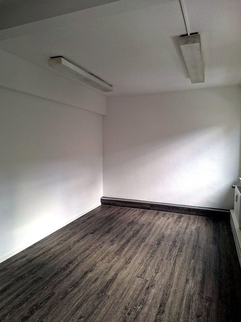 Pronájem kanceláře 120 m², Wüstenhöfer Str. 230, Essen, Severní Porýní-Vestfálsko Pronájem kanceláře 120 m², Wüstenhöfer Str. 230, Essen, Severní Porýní-Vestfálsko