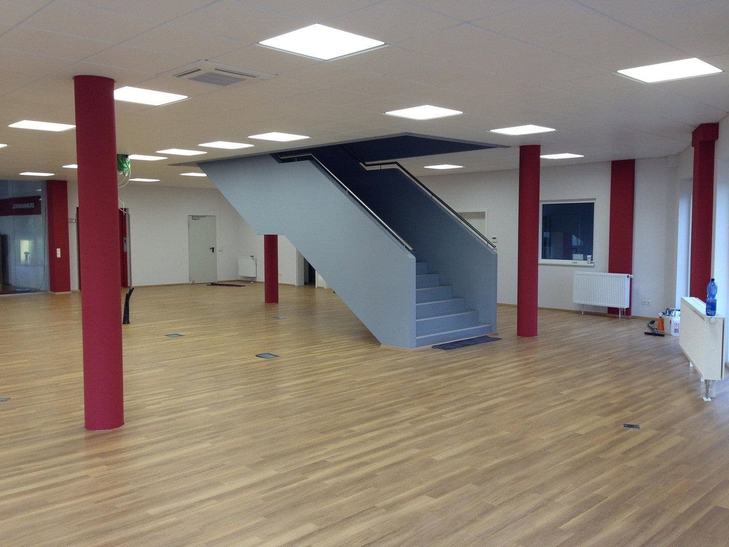 Prodej nebytového prostoru 2.277 m², Waldstraße 1a, Heusenstamm, Hessen Prodej nebytového prostoru 2.277 m², Waldstraße 1a, Heusenstamm, Hessen