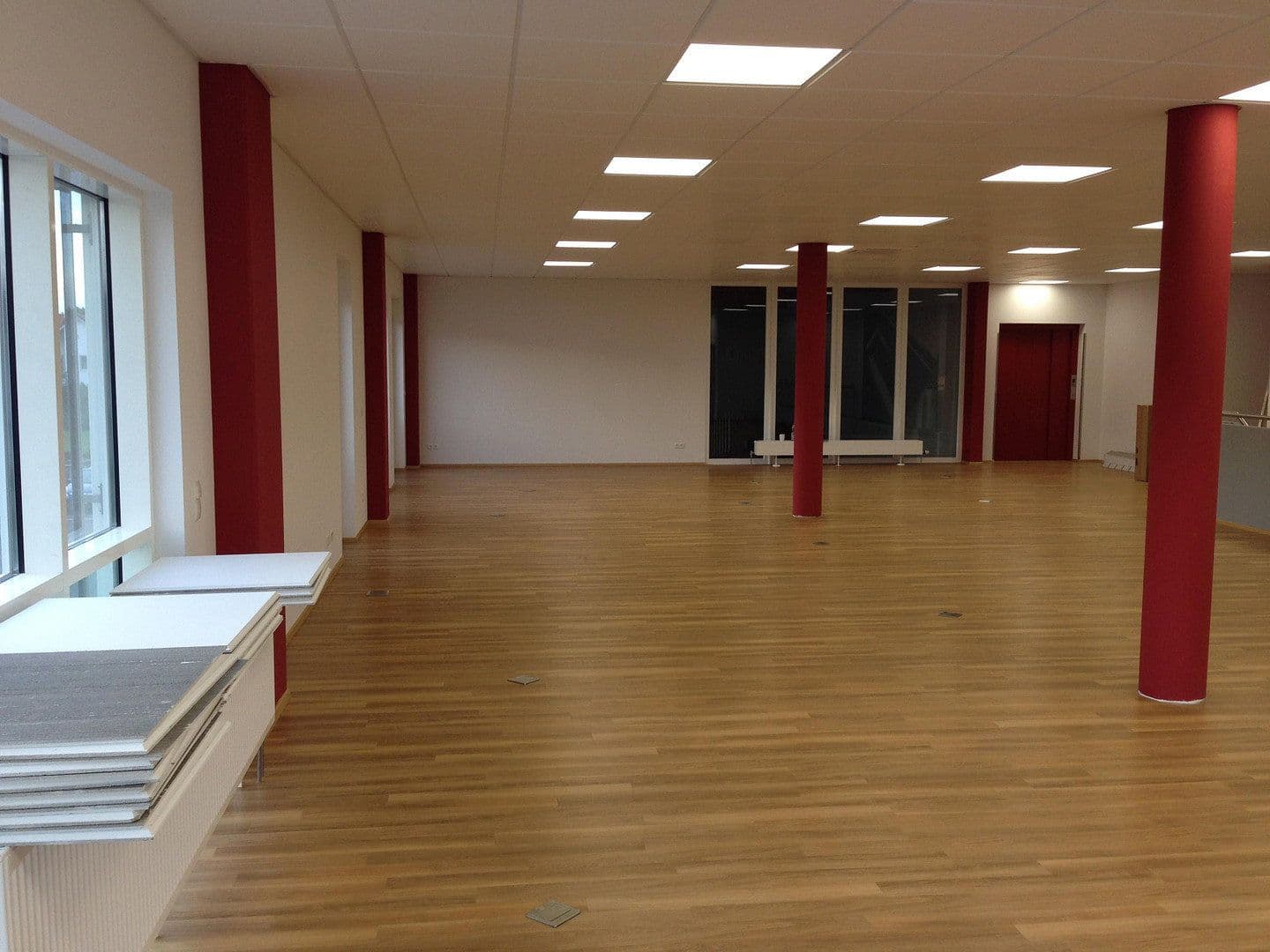 Prodej nebytového prostoru 2.277 m², Waldstraße 1a, Heusenstamm, Hessen Prodej nebytového prostoru 2.277 m², Waldstraße 1a, Heusenstamm, Hessen