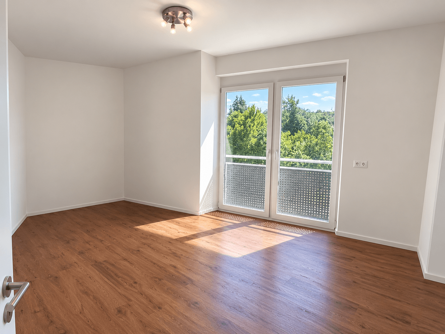 Prodej nebytového prostoru 2.277 m², Waldstraße 1a, Heusenstamm, Hessen Prodej nebytového prostoru 2.277 m², Waldstraße 1a, Heusenstamm, Hessen