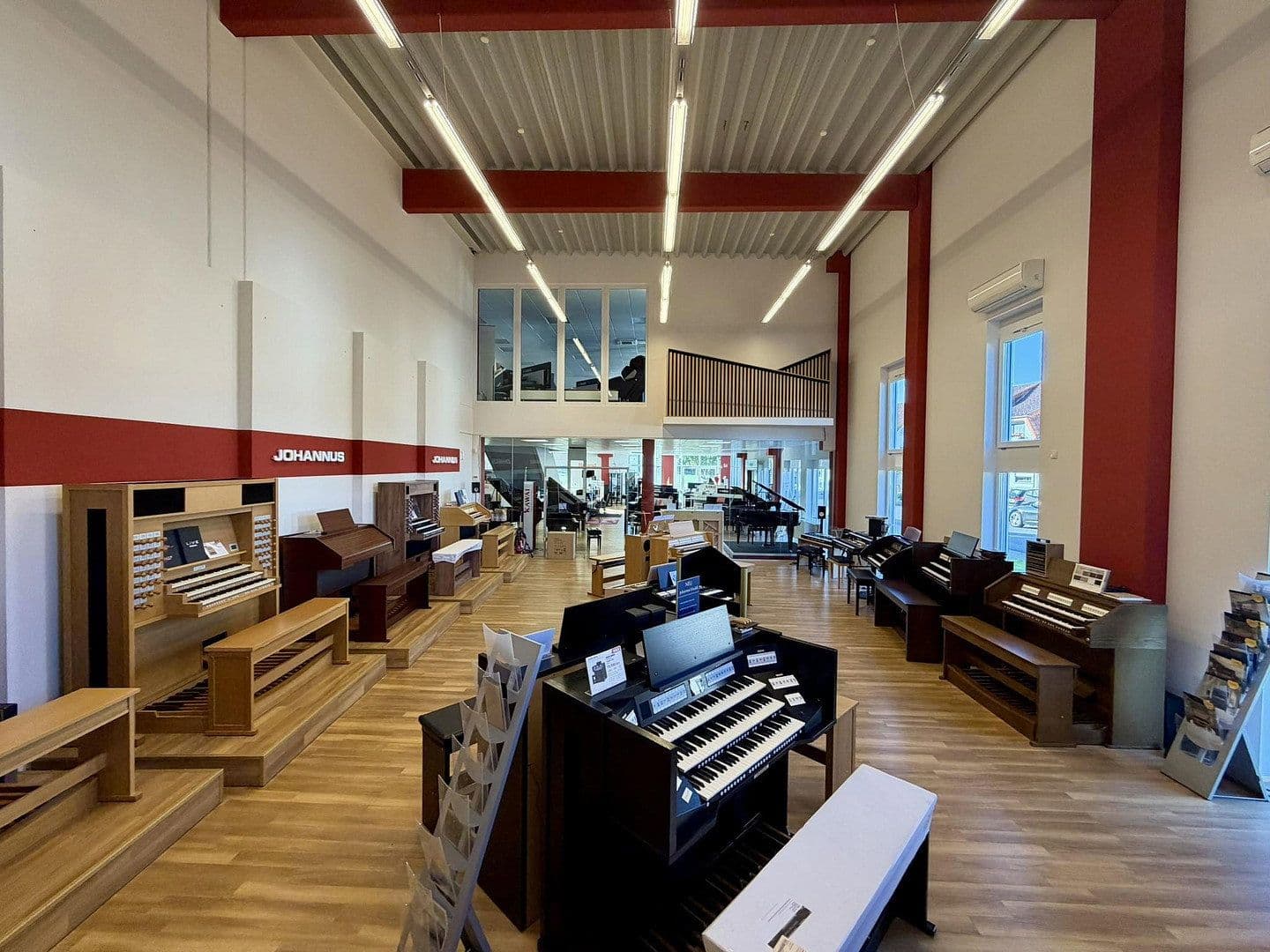 Prodej nebytového prostoru 2.277 m², Waldstraße 1a, Heusenstamm, Hessen Prodej nebytového prostoru 2.277 m², Waldstraße 1a, Heusenstamm, Hessen