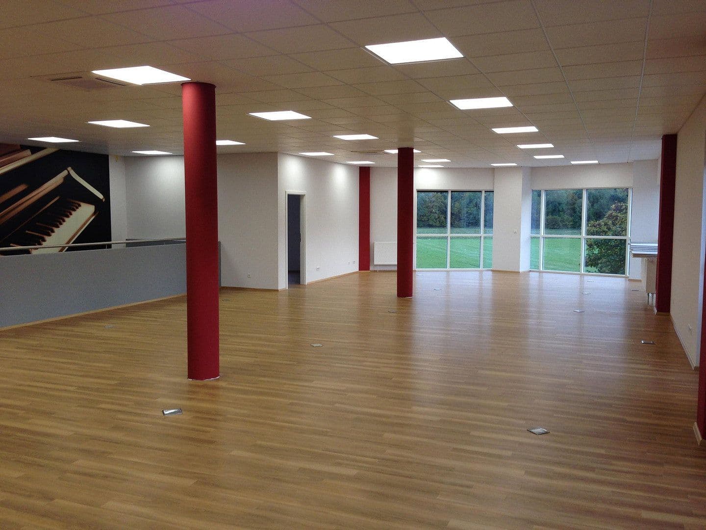 Prodej nebytového prostoru 2.277 m², Waldstraße 1a, Heusenstamm, Hessen Prodej nebytového prostoru 2.277 m², Waldstraße 1a, Heusenstamm, Hessen