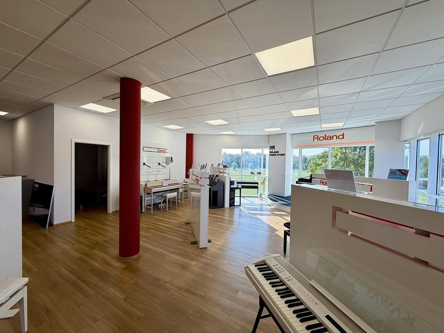 Prodej nebytového prostoru 2.277 m², Waldstraße 1a, Heusenstamm, Hessen Prodej nebytového prostoru 2.277 m², Waldstraße 1a, Heusenstamm, Hessen