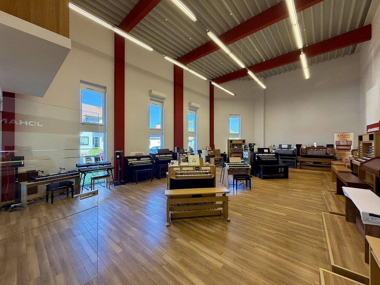 Prodej nebytového prostoru 2.277 m², Waldstraße 1a, Heusenstamm, Hessen Prodej nebytového prostoru 2.277 m², Waldstraße 1a, Heusenstamm, Hessen