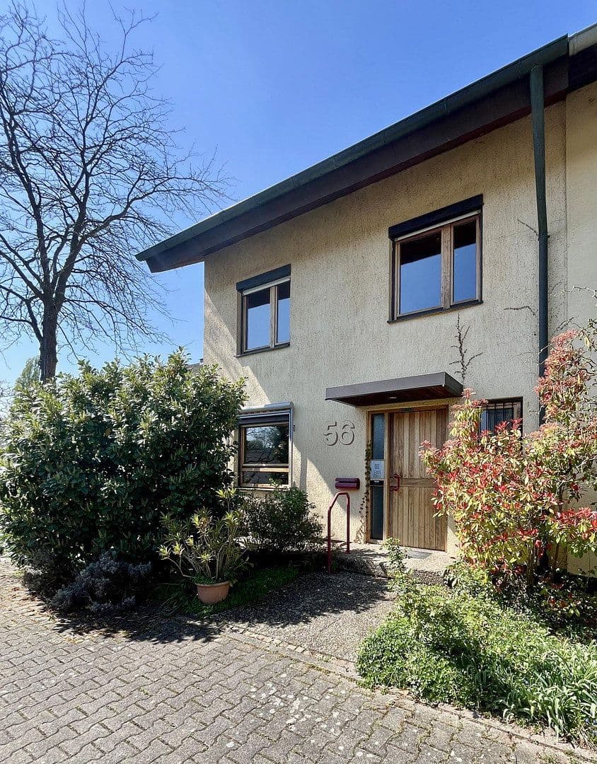 Prodej domu 160 m², pozemek 300 m², Mannheim, Bádensko-Württembersko Prodej domu 160 m², pozemek 300 m², Mannheim, Bádensko-Württembersko