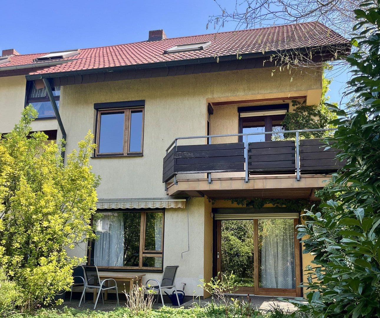 Prodej domu 160 m², pozemek 300 m², Mannheim, Bádensko-Württembersko Prodej domu 160 m², pozemek 300 m², Mannheim, Bádensko-Württembersko