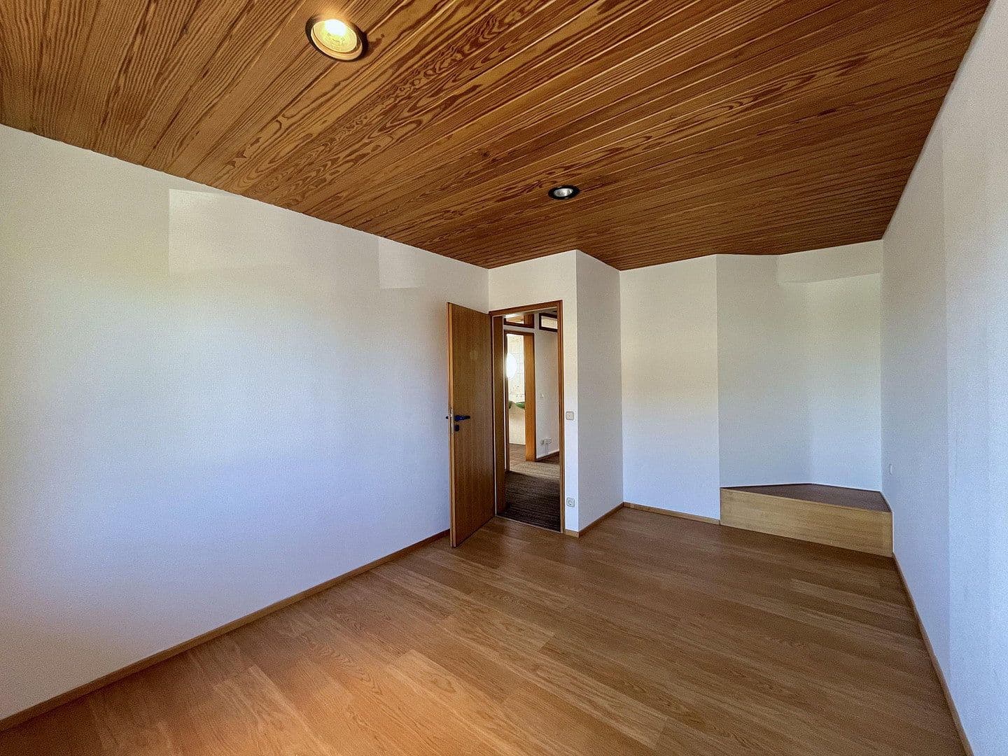 Prodej domu 160 m², pozemek 300 m², Mannheim, Bádensko-Württembersko Prodej domu 160 m², pozemek 300 m², Mannheim, Bádensko-Württembersko
