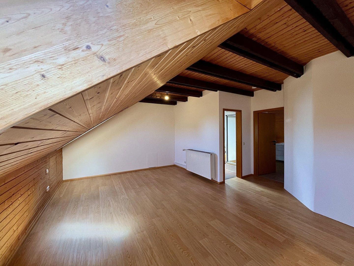 Prodej domu 160 m², pozemek 300 m², Mannheim, Bádensko-Württembersko Prodej domu 160 m², pozemek 300 m², Mannheim, Bádensko-Württembersko