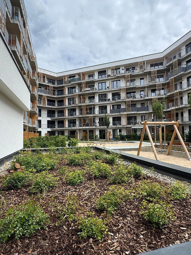 Pronájem bytu 1+1 43 m², Ludwig-Feuerbach Str. 4, Nuernberg, Bavorsko Pronájem bytu 1+1 43 m², Ludwig-Feuerbach Str. 4, Nuernberg, Bavorsko