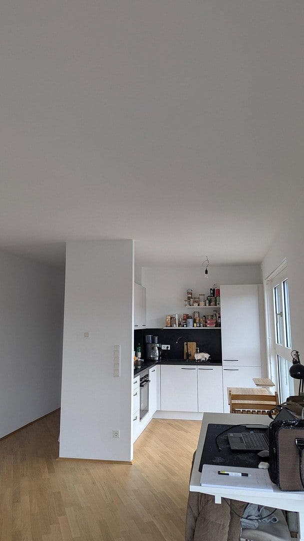 Pronájem bytu 1+1 43 m², Ludwig-Feuerbach Str. 4, Nuernberg, Bavorsko Pronájem bytu 1+1 43 m², Ludwig-Feuerbach Str. 4, Nuernberg, Bavorsko