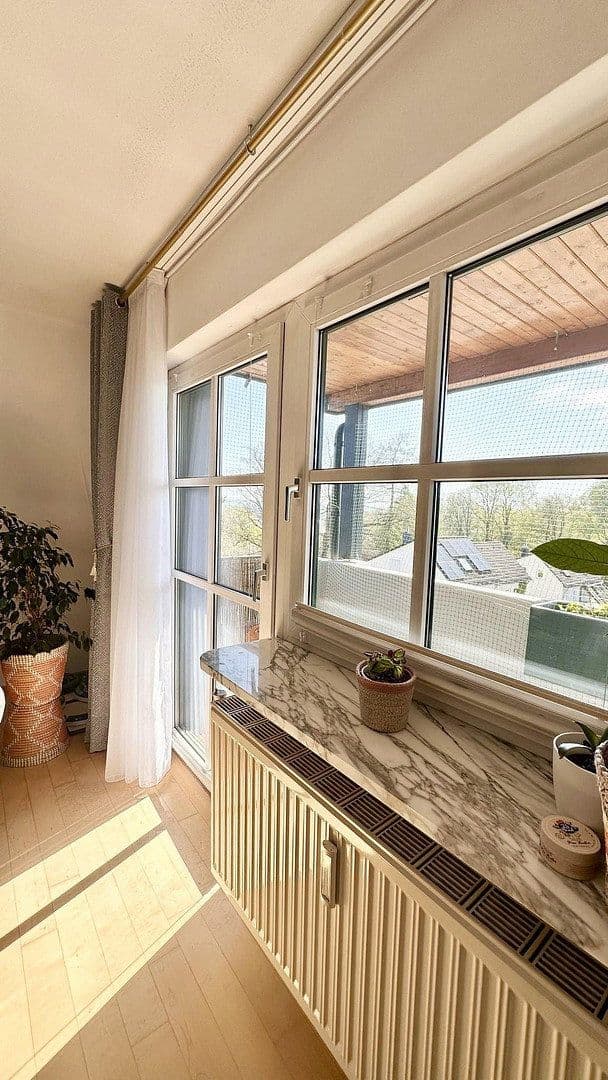 Pronájem bytu 2+1 78 m², Äußere Bayreuther Str. 45, Hof, Bavorsko Pronájem bytu 2+1 78 m², Äußere Bayreuther Str. 45, Hof, Bavorsko