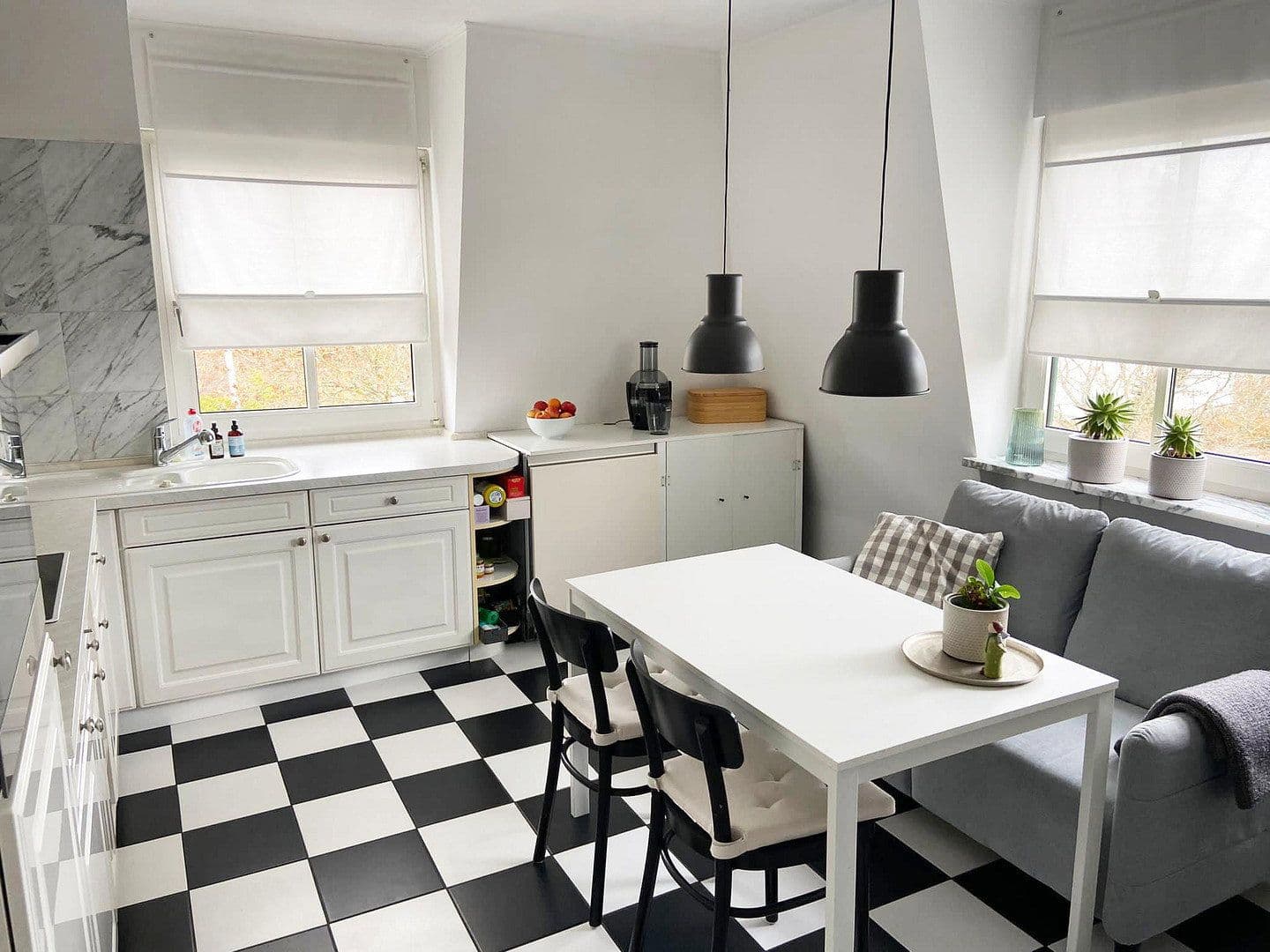 Pronájem bytu 2+1 78 m², Äußere Bayreuther Str. 45, Hof, Bavorsko Pronájem bytu 2+1 78 m², Äußere Bayreuther Str. 45, Hof, Bavorsko