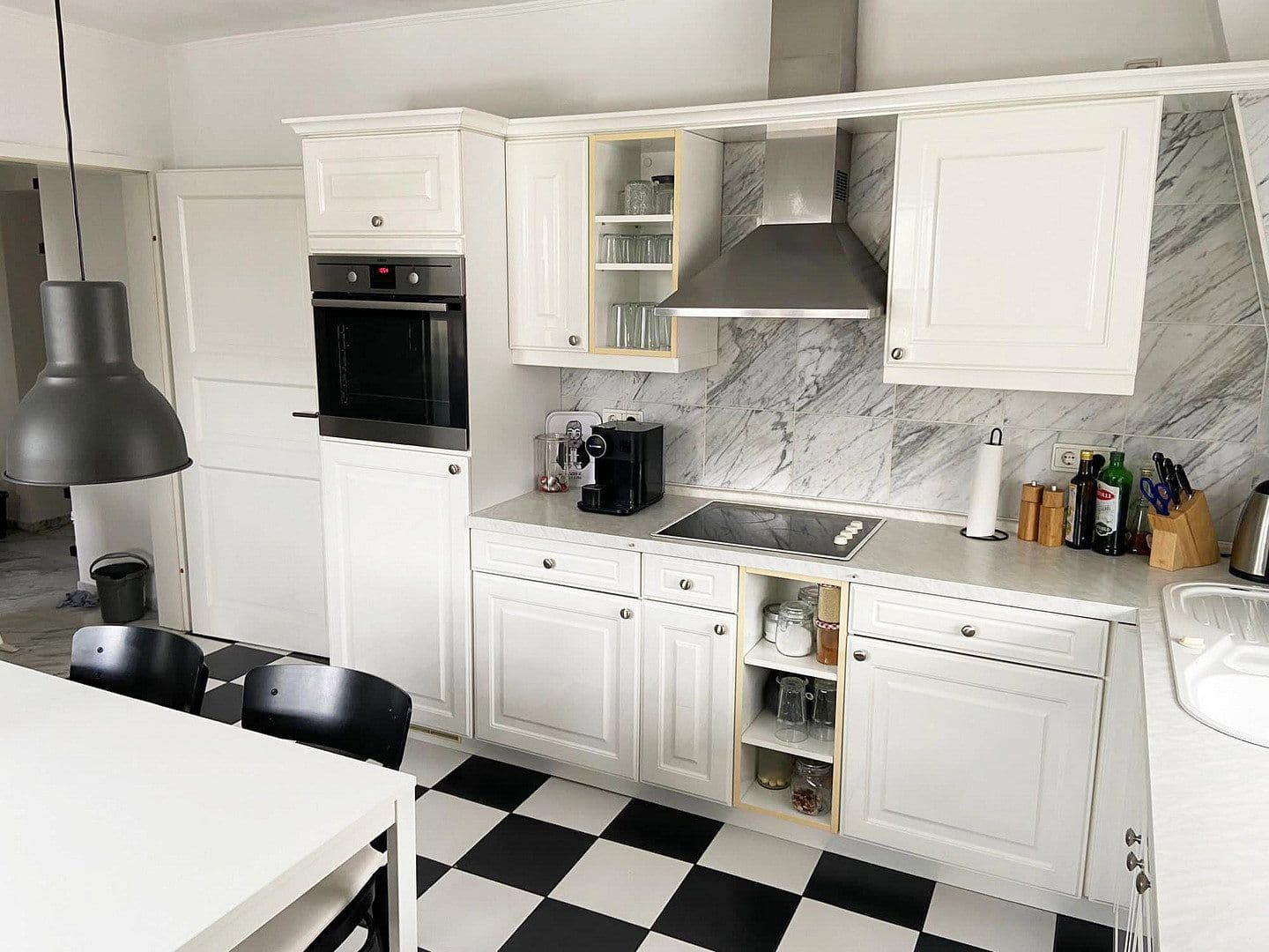 Pronájem bytu 2+1 78 m², Äußere Bayreuther Str. 45, Hof, Bavorsko Pronájem bytu 2+1 78 m², Äußere Bayreuther Str. 45, Hof, Bavorsko