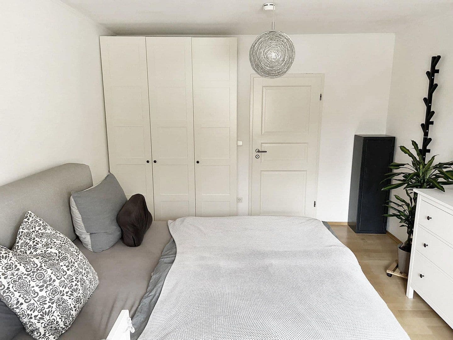 Pronájem bytu 2+1 78 m², Äußere Bayreuther Str. 45, Hof, Bavorsko Pronájem bytu 2+1 78 m², Äußere Bayreuther Str. 45, Hof, Bavorsko