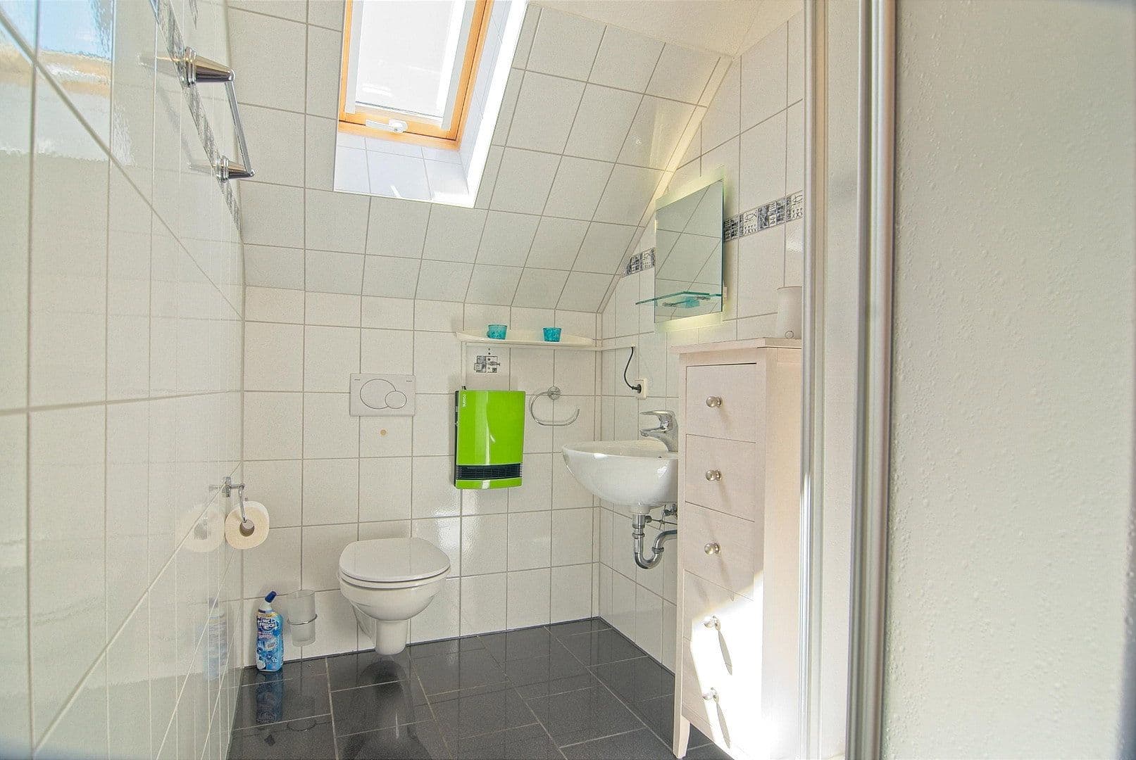 Prodej domu 262 m², pozemek 2.149 m², Wutach, Bádensko-Württembersko Prodej domu 262 m², pozemek 2.149 m², Wutach, Bádensko-Württembersko