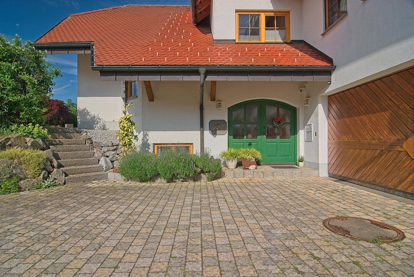 Prodej domu 262 m², pozemek 2.149 m², Wutach, Bádensko-Württembersko Prodej domu 262 m², pozemek 2.149 m², Wutach, Bádensko-Württembersko