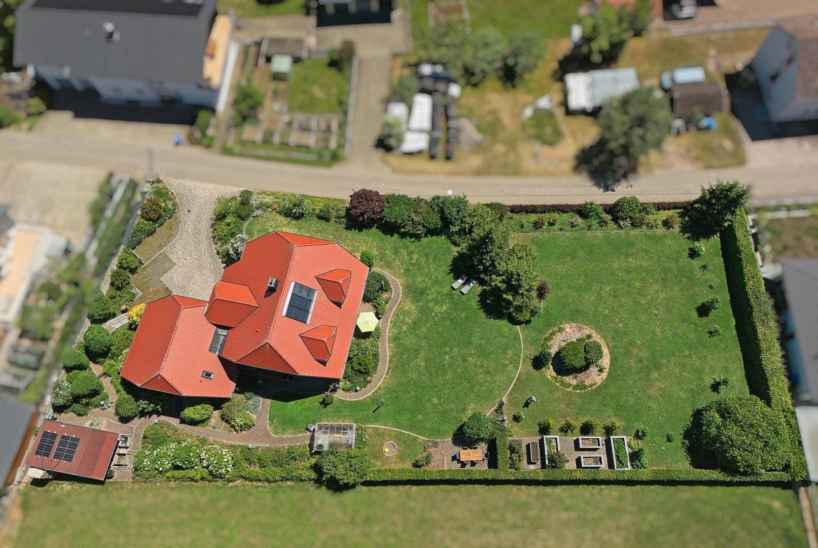 Prodej domu 262 m², pozemek 2.149 m², Wutach, Bádensko-Württembersko Prodej domu 262 m², pozemek 2.149 m², Wutach, Bádensko-Württembersko