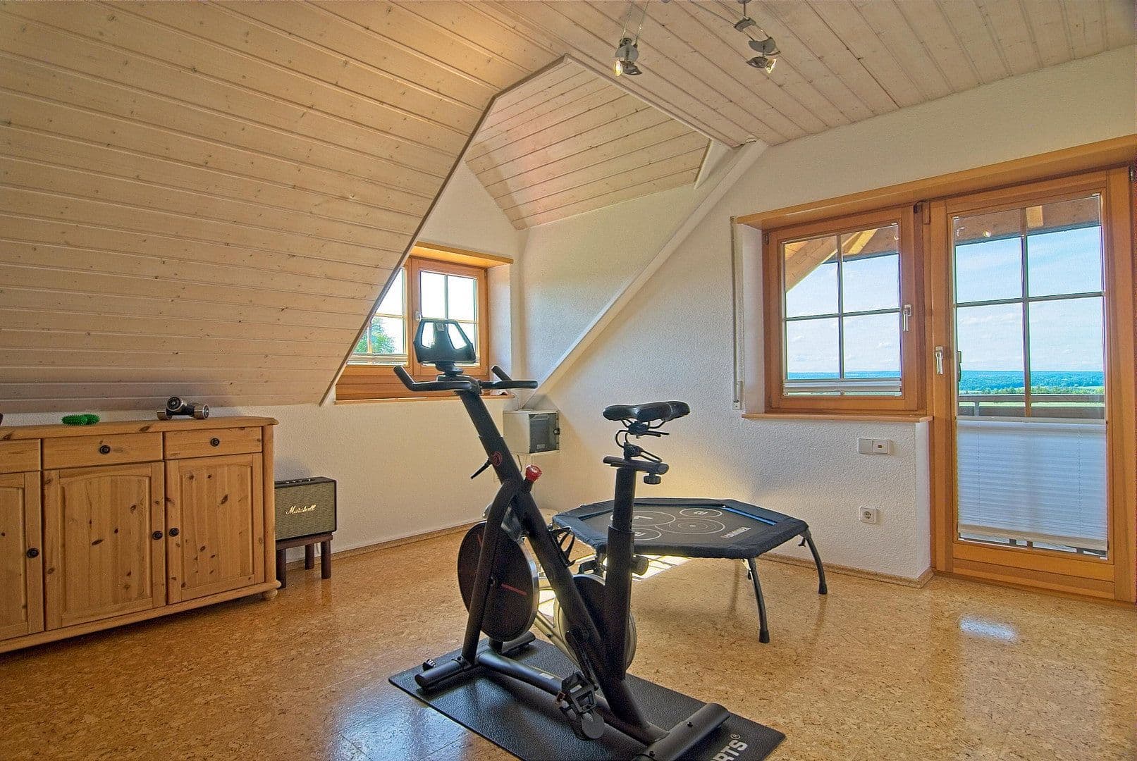 Prodej domu 262 m², pozemek 2.149 m², Wutach, Bádensko-Württembersko Prodej domu 262 m², pozemek 2.149 m², Wutach, Bádensko-Württembersko