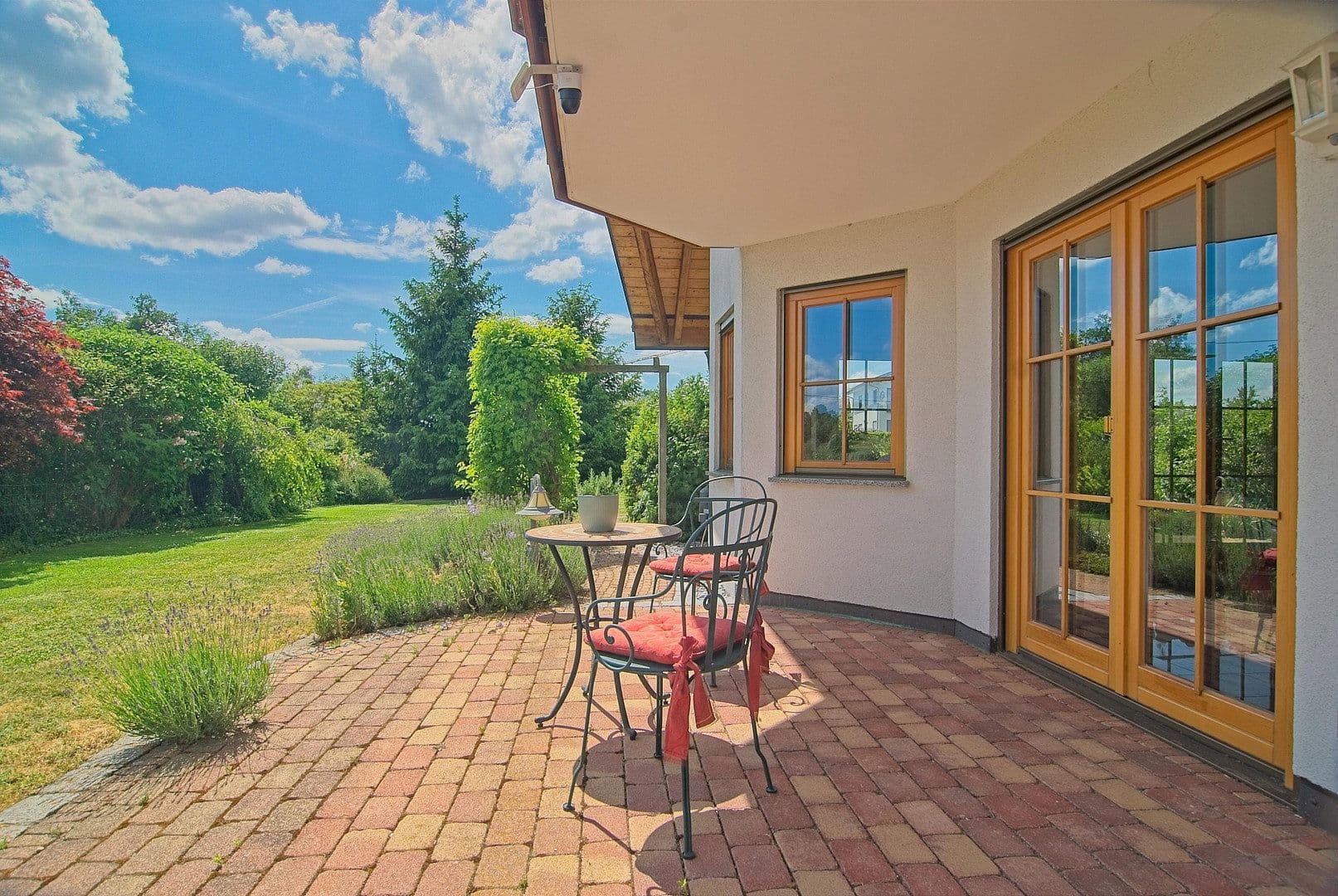 Prodej domu 262 m², pozemek 2.149 m², Wutach, Bádensko-Württembersko Prodej domu 262 m², pozemek 2.149 m², Wutach, Bádensko-Württembersko