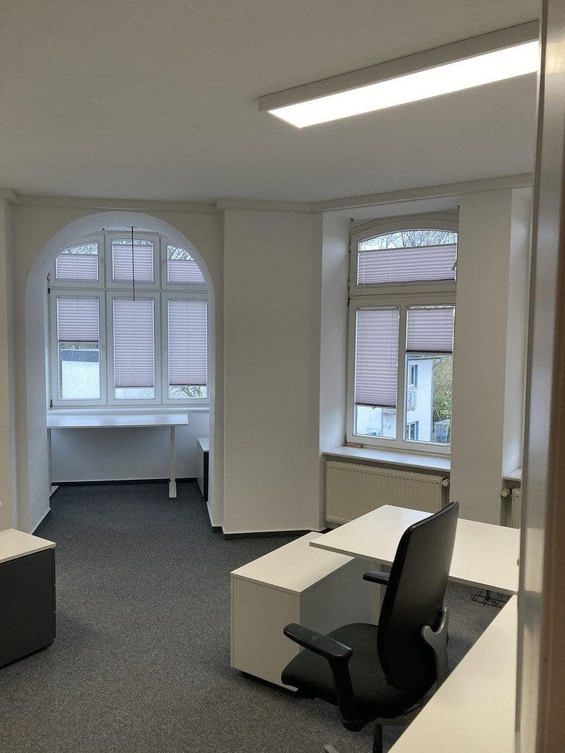Prodej domu 453 m², pozemek 224 m², Hauptstraße 55, Asbach, Porýní-Falc Prodej domu 453 m², pozemek 224 m², Hauptstraße 55, Asbach, Porýní-Falc