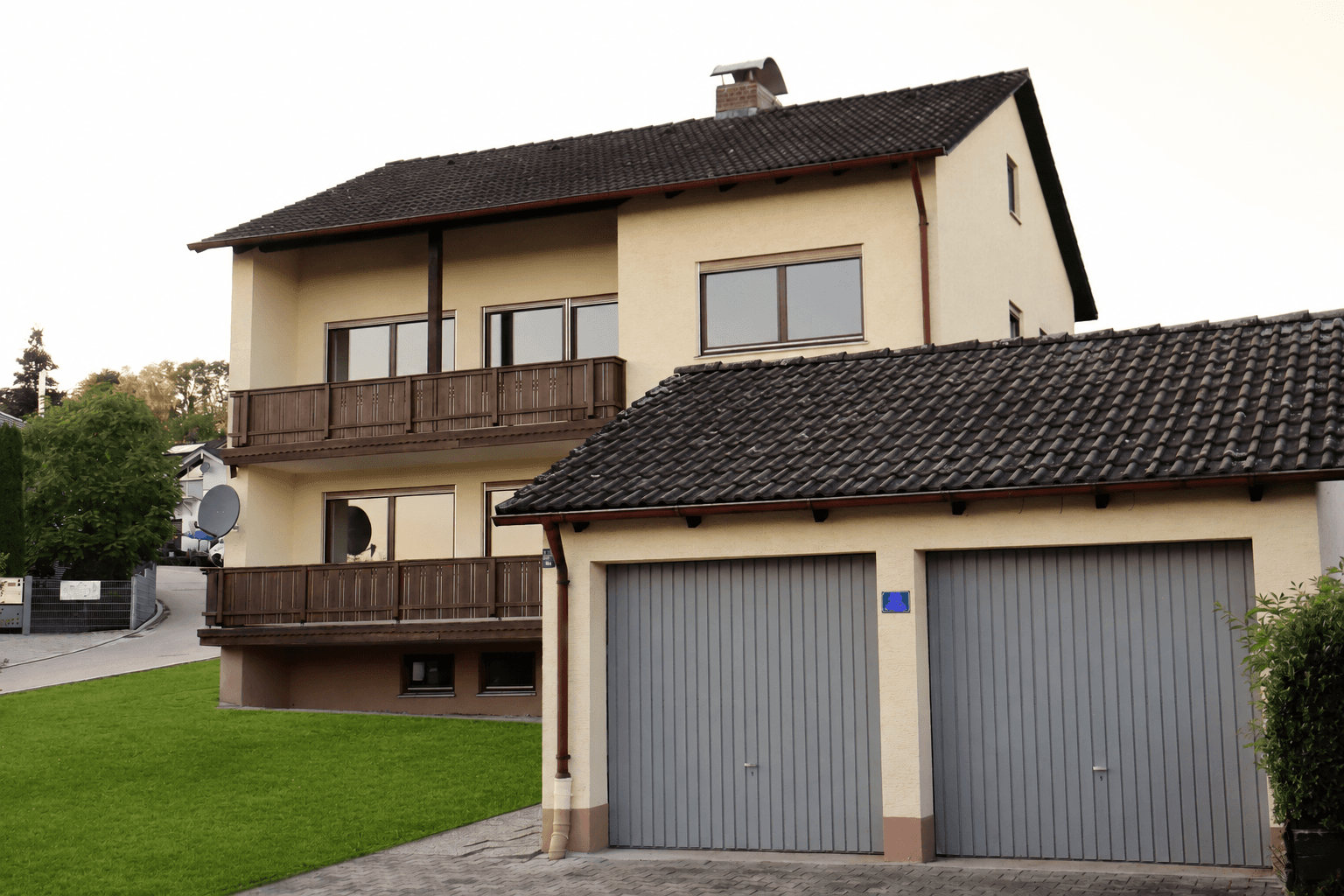 Prodej domu 160 m², pozemek 725 m², Marklkofen, Bavorsko Prodej domu 160 m², pozemek 725 m², Marklkofen, Bavorsko