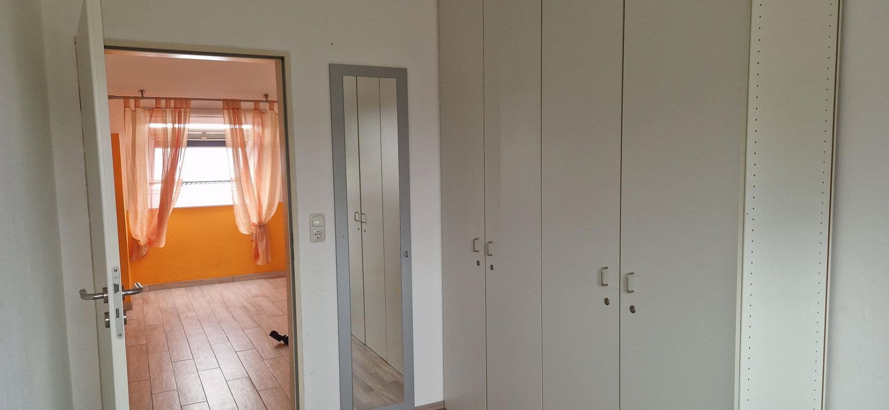 Prodej domu 210 m², pozemek 1.043 m², Thedinghausen, Dolní Sasko Prodej domu 210 m², pozemek 1.043 m², Thedinghausen, Dolní Sasko