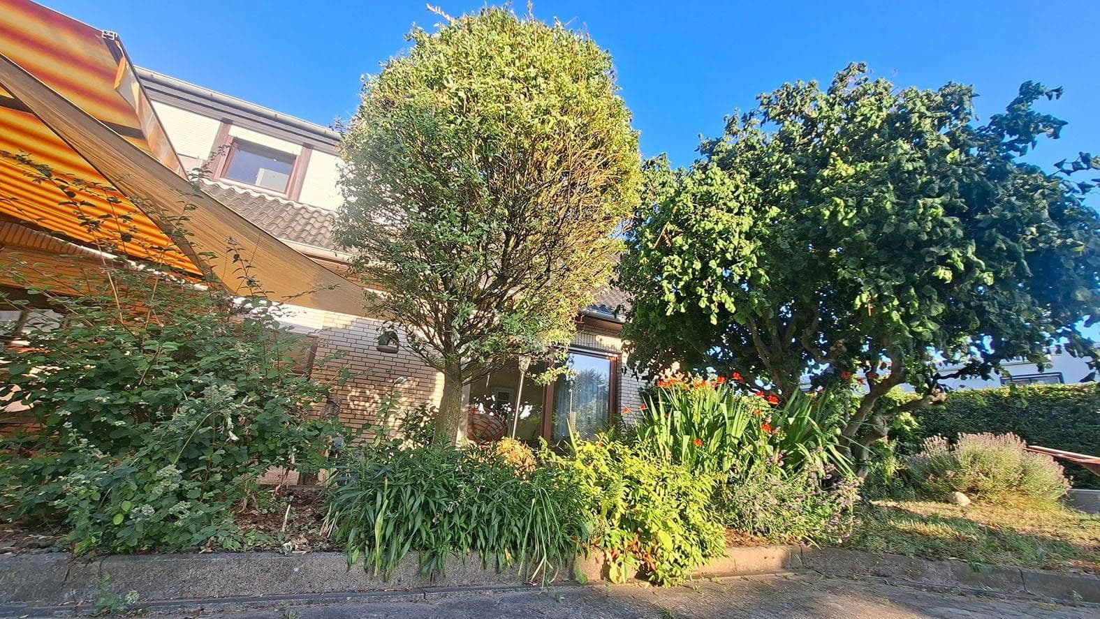 Prodej domu 210 m², pozemek 1.043 m², Thedinghausen, Dolní Sasko Prodej domu 210 m², pozemek 1.043 m², Thedinghausen, Dolní Sasko