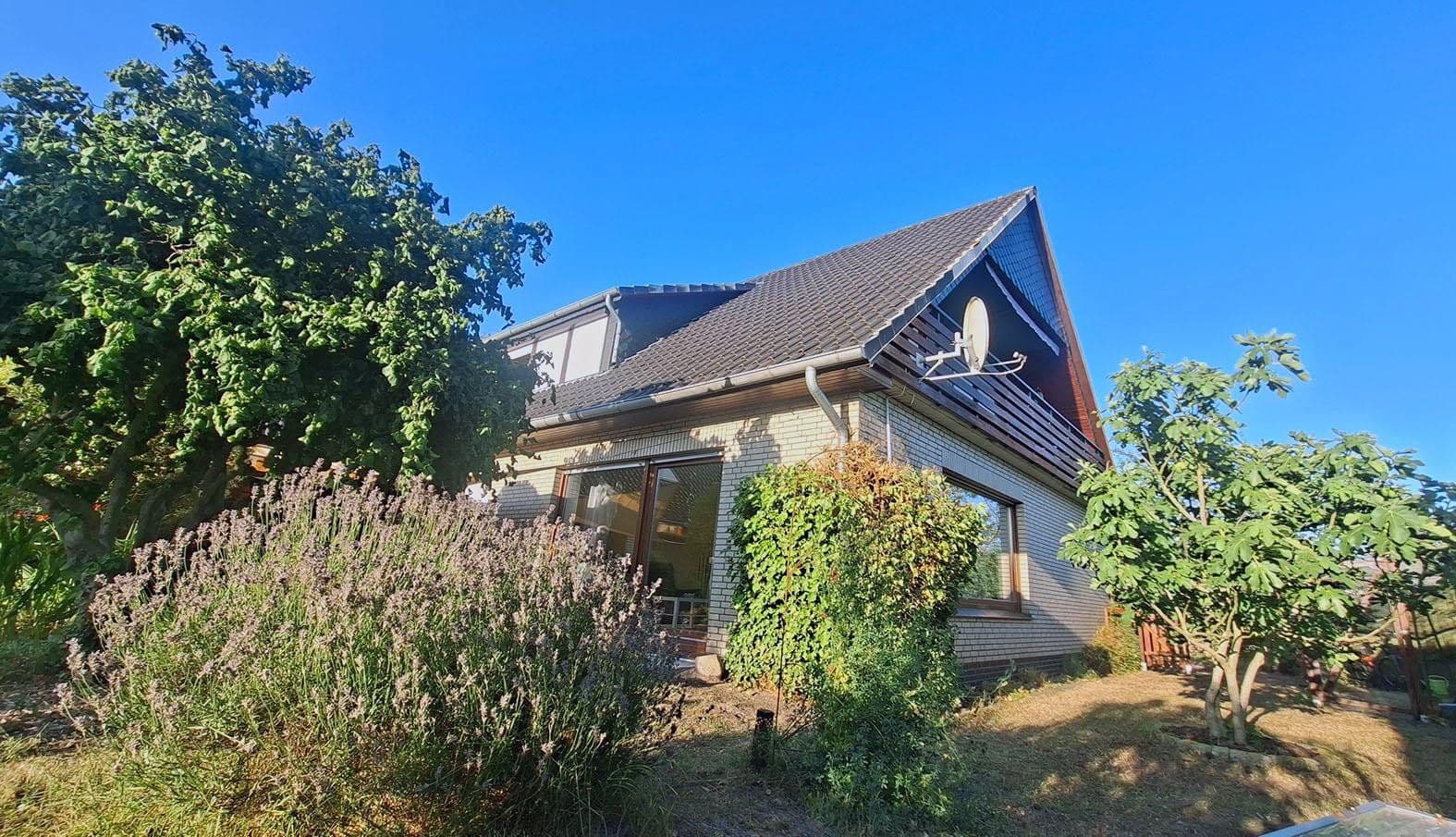 Prodej domu 210 m², pozemek 1.043 m², Thedinghausen, Dolní Sasko Prodej domu 210 m², pozemek 1.043 m², Thedinghausen, Dolní Sasko