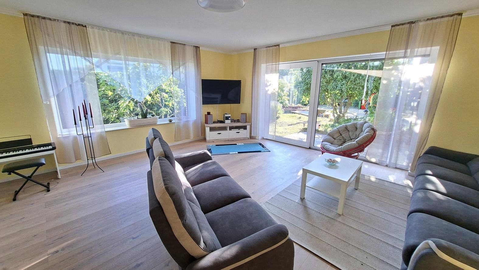 Prodej domu 210 m², pozemek 1.043 m², Thedinghausen, Dolní Sasko Prodej domu 210 m², pozemek 1.043 m², Thedinghausen, Dolní Sasko