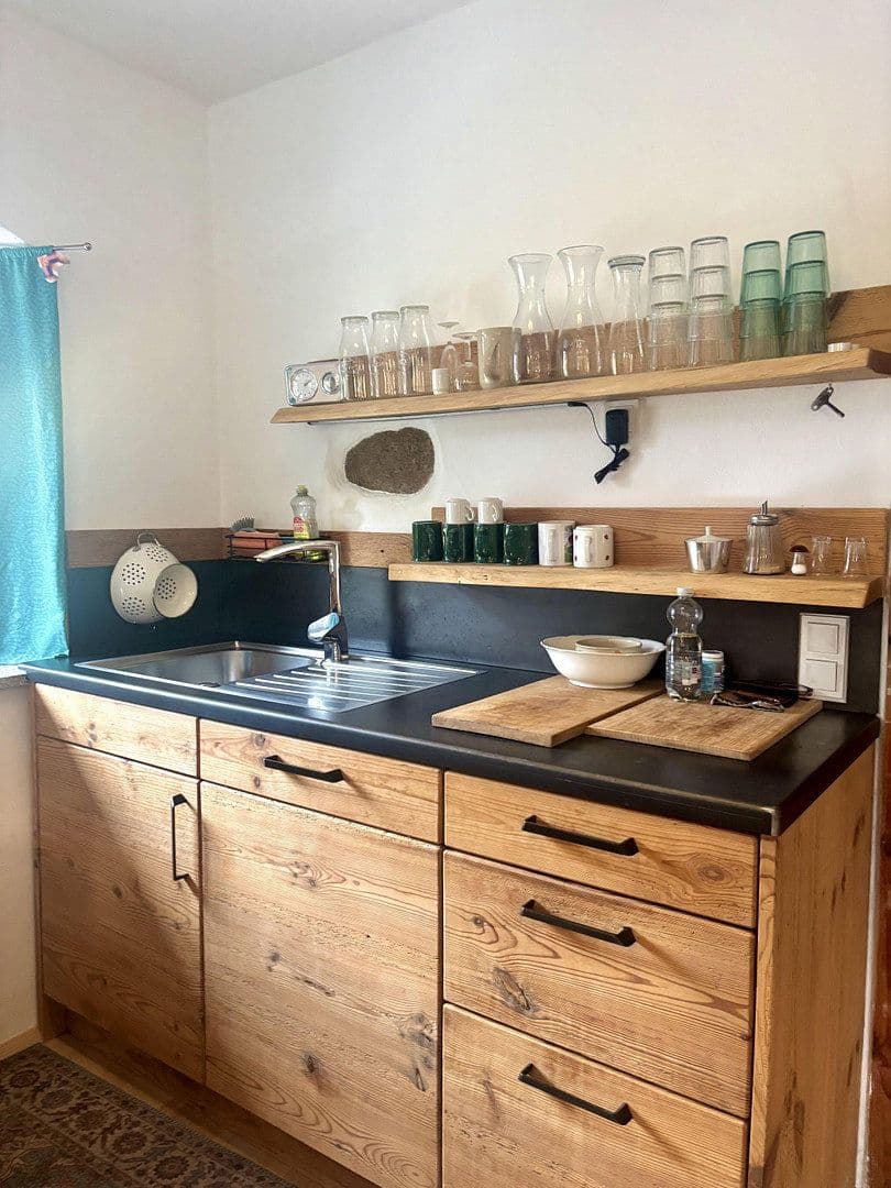 Prodej domu 220 m², pozemek 2.019 m², Uckersdorf 8, Schwarzhofen, Bavorsko Prodej domu 220 m², pozemek 2.019 m², Uckersdorf 8, Schwarzhofen, Bavorsko