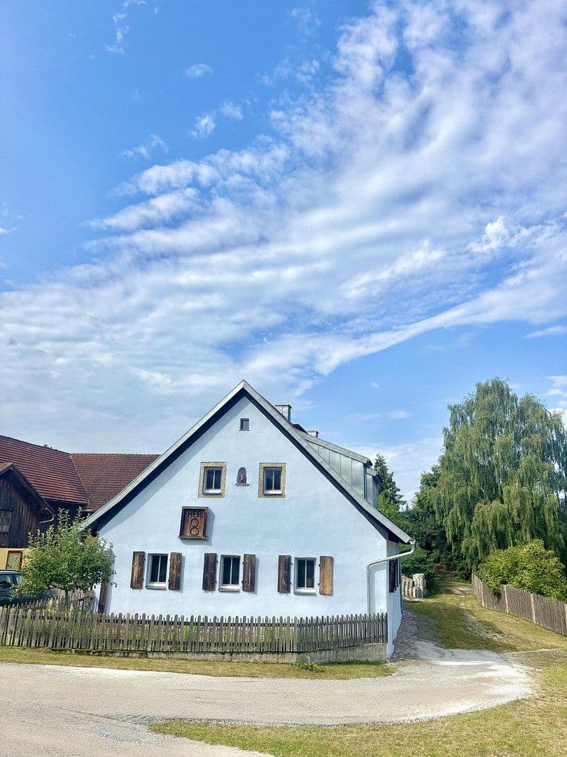 Prodej domu 220 m², pozemek 2.019 m², Uckersdorf 8, Schwarzhofen, Bavorsko Prodej domu 220 m², pozemek 2.019 m², Uckersdorf 8, Schwarzhofen, Bavorsko