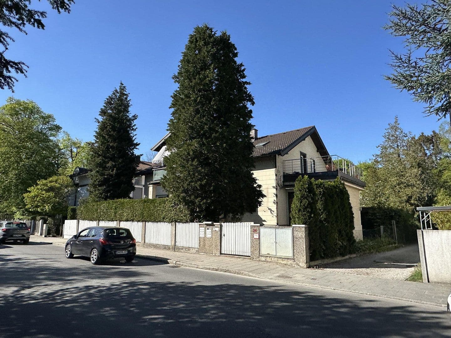 Prodej domu 200 m², pozemek 731 m², Planegg, Bavorsko Prodej domu 200 m², pozemek 731 m², Planegg, Bavorsko