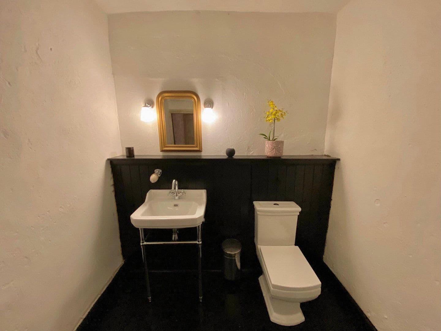 Prodej domu 219 m², pozemek 3.815 m², Lemgow, Dolní Sasko Prodej domu 219 m², pozemek 3.815 m², Lemgow, Dolní Sasko