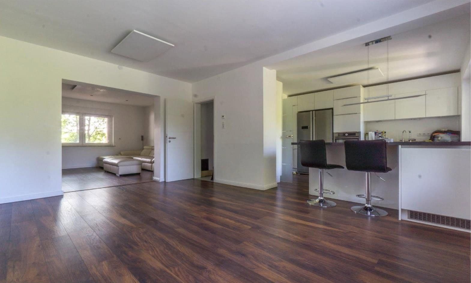 Prodej domu 147 m², pozemek 368 m², Neuss, Severní Porýní-Vestfálsko Prodej domu 147 m², pozemek 368 m², Neuss, Severní Porýní-Vestfálsko