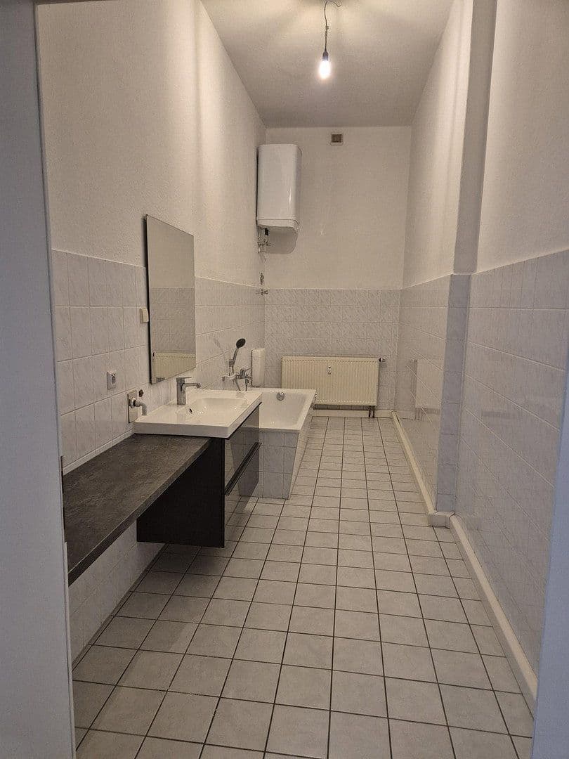Pronájem bytu 2+1 70 m², Magazinstraße 1a, Cvikov, Sasko Pronájem bytu 2+1 70 m², Magazinstraße 1a, Cvikov, Sasko